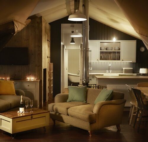 WIN A LUXURY SAFARI LODGE GETAWAY AT LOVE2STAY SHREWSBURY!
